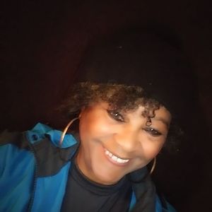 Meet your Posher, Rhonda